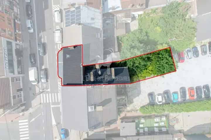 Opbrengsteigendom Charleroi 3 Eenheden 3 Garages