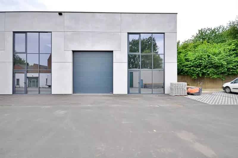 Nieuwbouw Bedrijfsgebouw te Huur Renaix