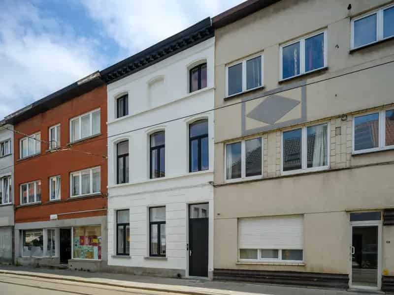 Opbrengsteigendom Gent Ledeberg gerenoveerd 2021