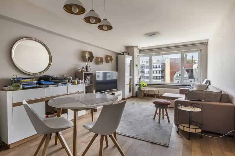Appartement te koop Gent: 2 slaapkamers, autostaanplaats, Leie-zicht