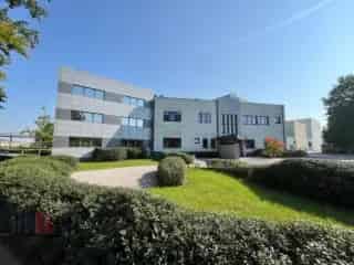 Kantoor te huur Zwijnaarde 1056m2 nabij R4 E17E40
