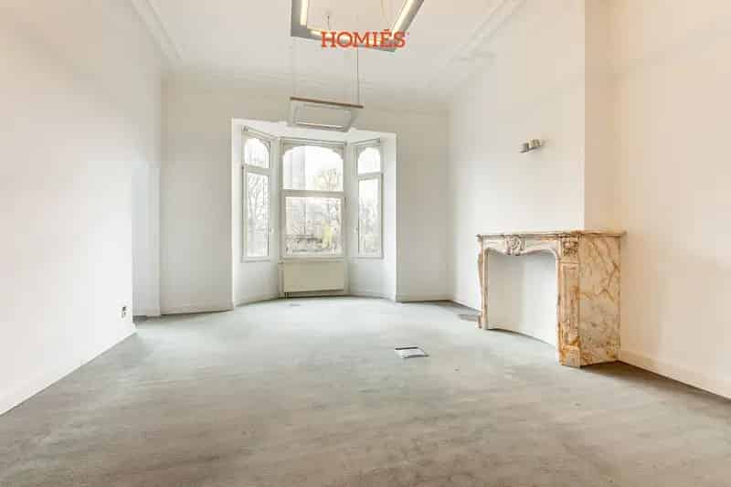 Herenhuis Diverse Mogelijkheden Strategische Locatie