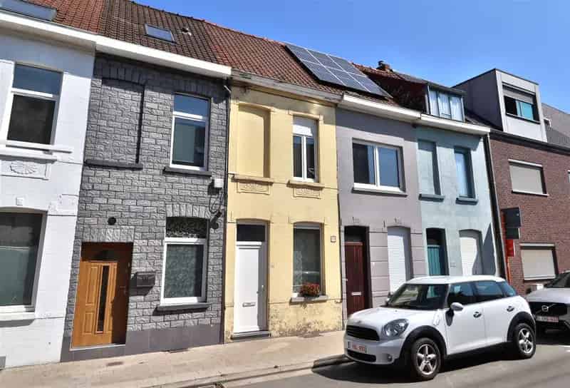 Huis te koop: Instapklare stadswoning met tuin
