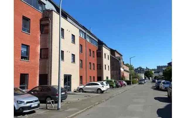 Huur 2 slaapkamer appartement van 92 m² in Namur