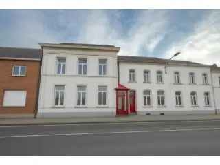 Kantoor 345m² te koop Fayt-lez-Manage - Ideaal voor vrije beroepen