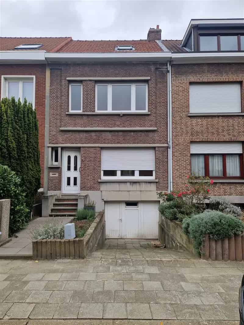 Huis te huur Schoten: 3 slaapkamers, garage, tuin