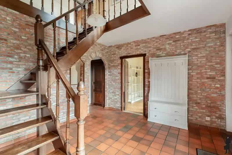 Huis te koop Gierle: Instapklare villa met 4 slaapkamers en tuin