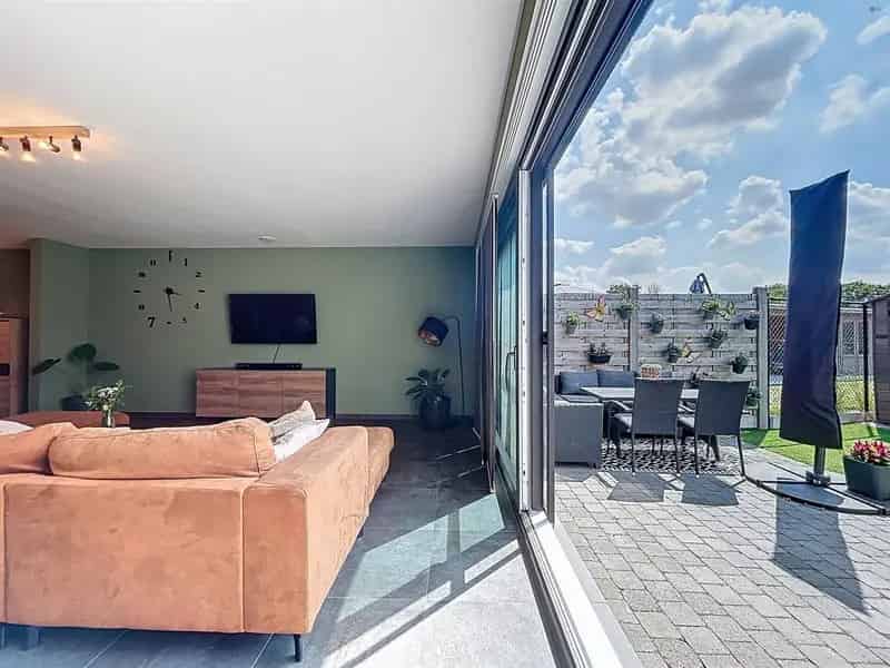 Ruime BEN woning 4 slaapkamers Zuidwest tuin Carport