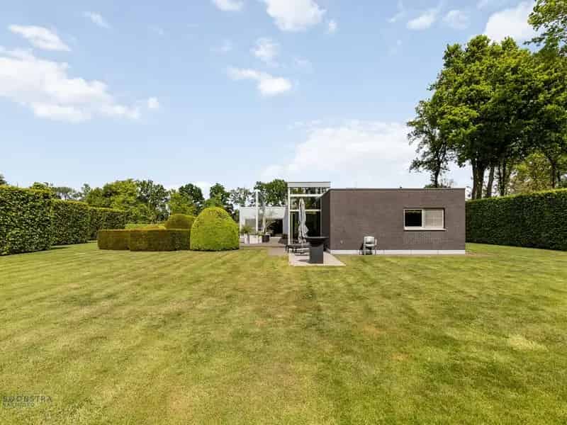 Moderne Villa te Baal 295m² 4 slaapkamers Zwembad