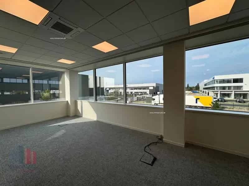 Kantoorruimte te huur Zele 396m²