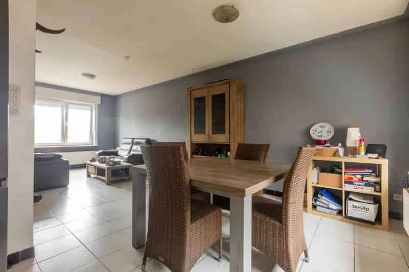 Te Huur: 2 Slaapkamers, Tuin, Garage en Extra Parkeerplaats