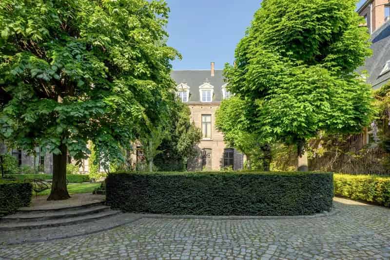 Gerenoveerd Appartement Antwerpen  Universiteitsbuurt