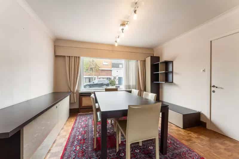 Verzorgde woning 3 slaapkamers tuin garage zolder