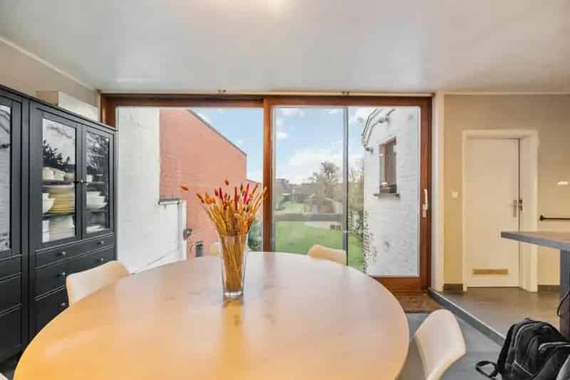 Gerenoveerde woning 3 slaapkamers Rumbeke