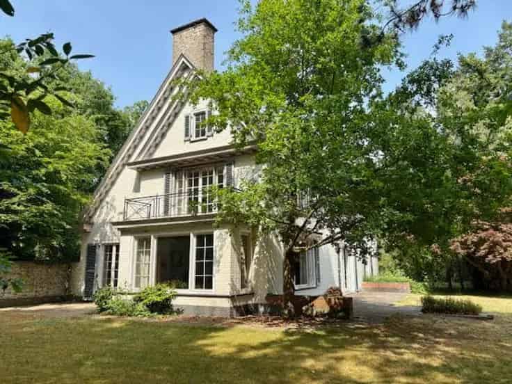 Villa Te Koop Sint Andries 7 slaapkamers