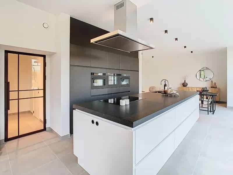 Luxueuze woning met karakter te koop Zutendaal