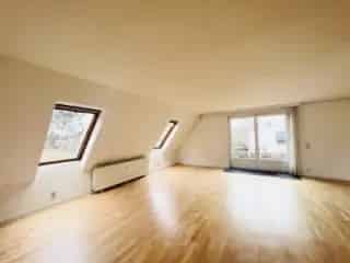 Appartement te huur Oudergem 4 slaapkamers 175m²
