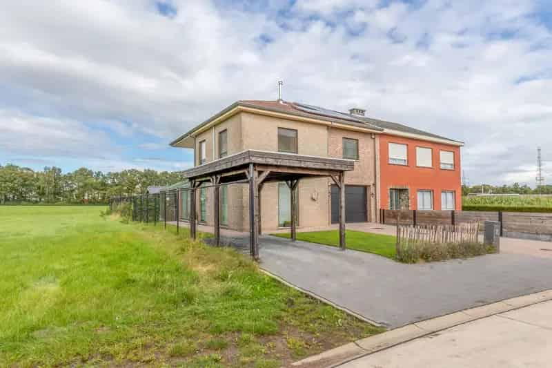 Recente Woning Weiland Uitzicht