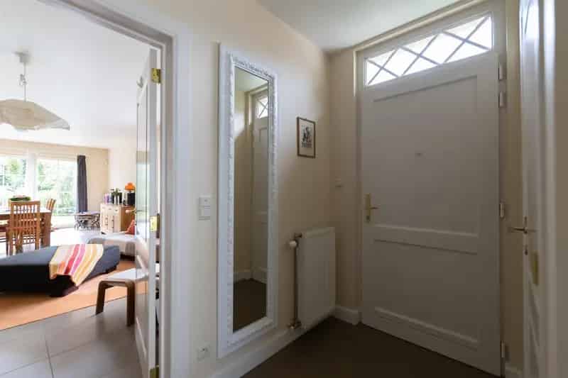 Ruime 3-gevelwoning te Sterrebeek