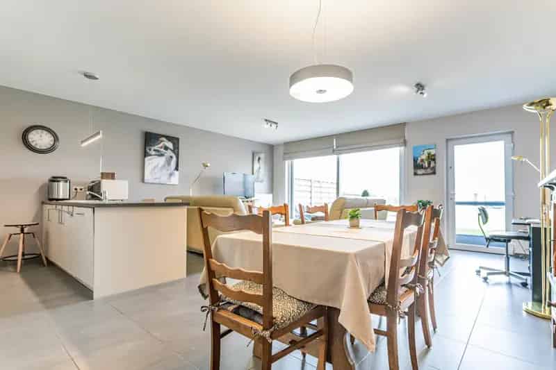 Appartement te koop Opstal: 2 slaapkamers, tuin en garage