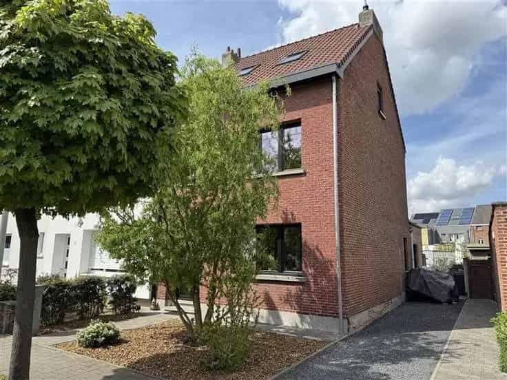 Huis Te Koop Rumst: 3 slaapkamers, tuin, 169m²