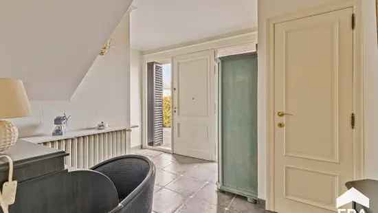 Ruime 4slpk-woning op royaal perceel van 1.679 m²