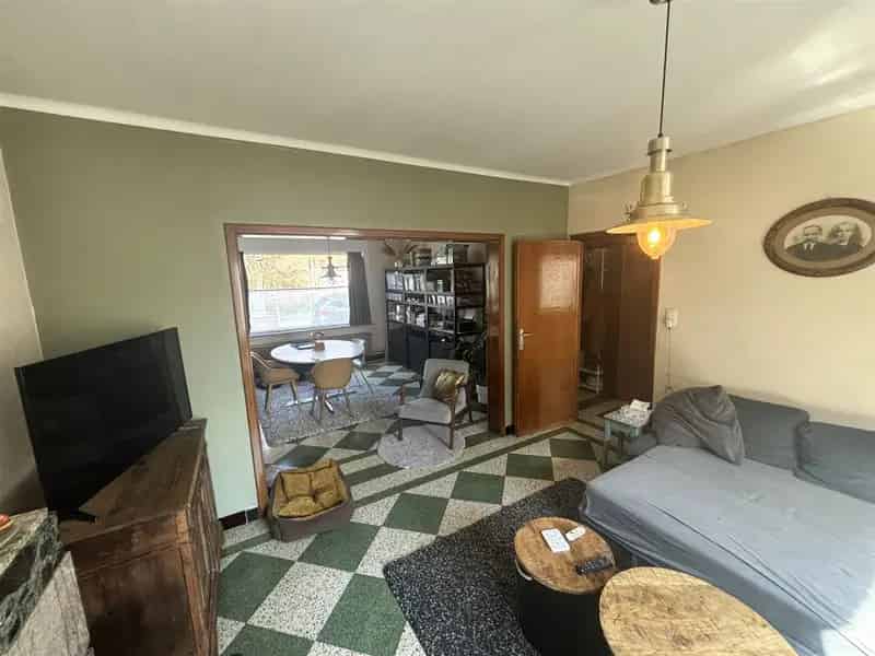 Karaktervolle woning te koop: 3 slaapkamers, garage en tuin