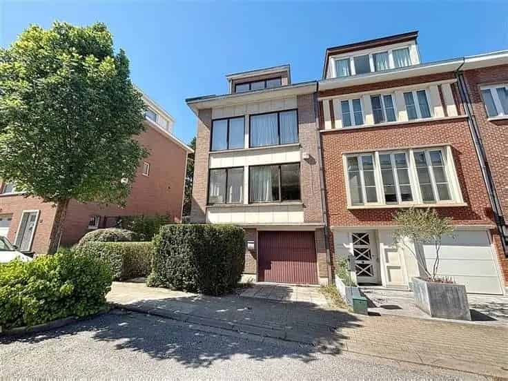Huis te Koop Chant d'Oiseau 276m
b