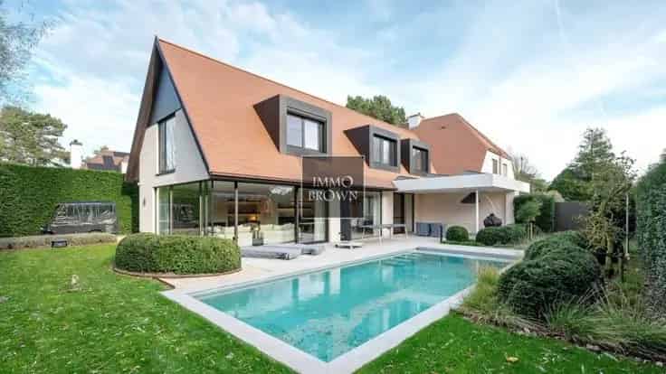 Luxe Koppelvilla Knokke met Zwembad en Zonnepanelen