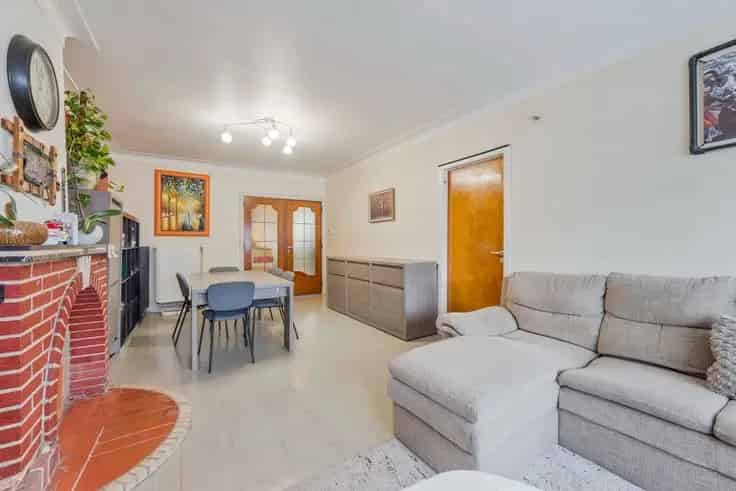 Appartement te koop: Rustig 2 slaapkamer appartement
