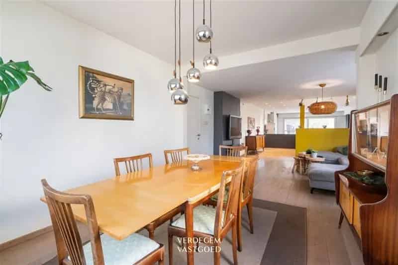 Huis te koop Sleidinge: Rustig gelegen woning nabij dorpskern