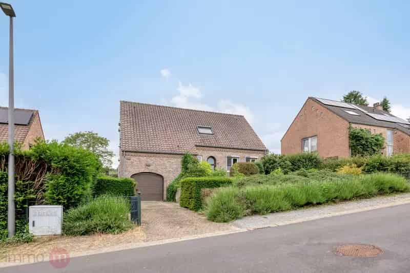 Huis te koop: 5 slaapkamers, prachtig uitzicht, rustige omgeving