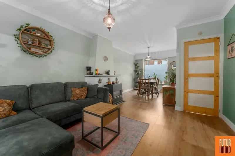 Te renoveren woning Bosmolens