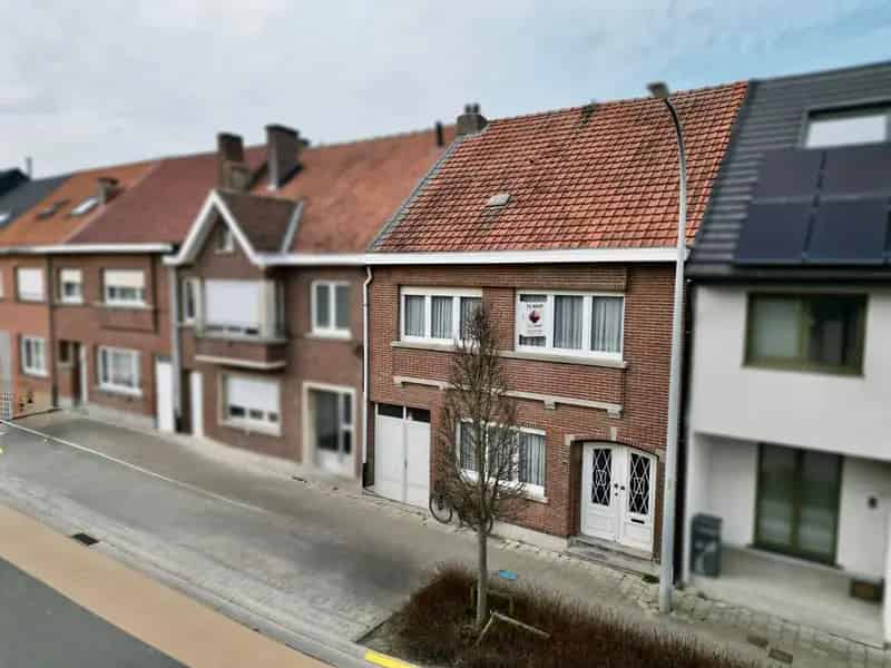 Ruim woonhuis 4 slaapkamers tuin