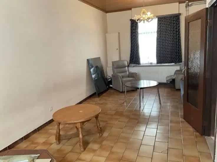 Huis te Koop Gent Dampoort: 4 slaapkamers, nabij station