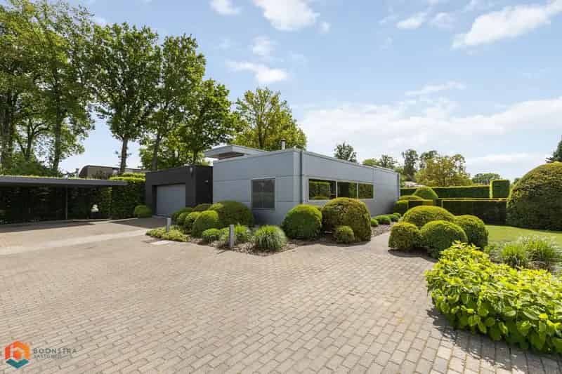 Moderne Villa te Baal 4 slaapkamers Zwembad 2631m² Perceel