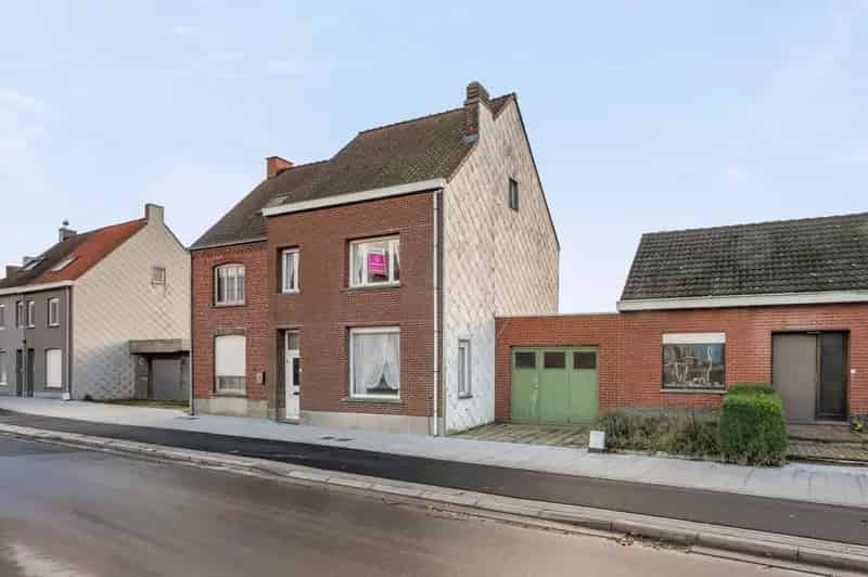 Te renoveren woning 5 slaapkamers Kortemark