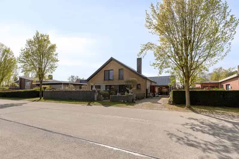 Huis te koop: Instapklare energiezuinige woning met 4-6 slaapkamers