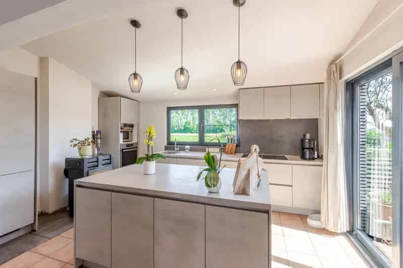 Gerenoveerde woning te koop in Boekhoute 3 slaapkamers