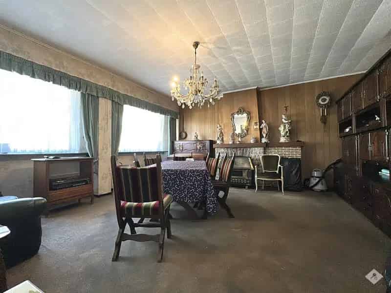 Te renoveren woning te Lebbeke