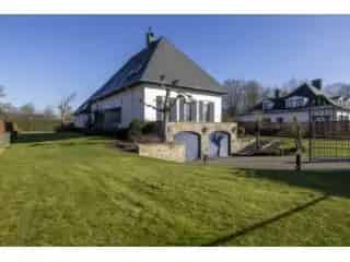 Villa te koop Berlare - Luxe woning met zwembad en tuin