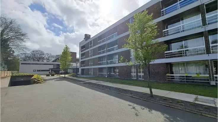 Serviceflat Te Koop Assebroek - Gerenoveerd 55m
							2