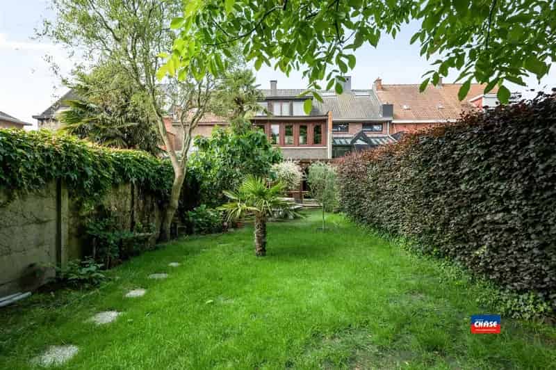 Huis te huur Hemiksem: Bel-	Etage 3 slaapkamers, tuin & garage