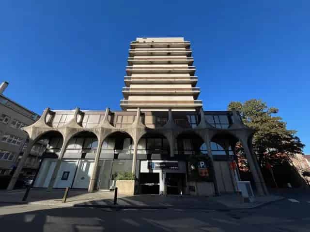 5 Parkeren IXELLES Nabij Bascule Beveiligd