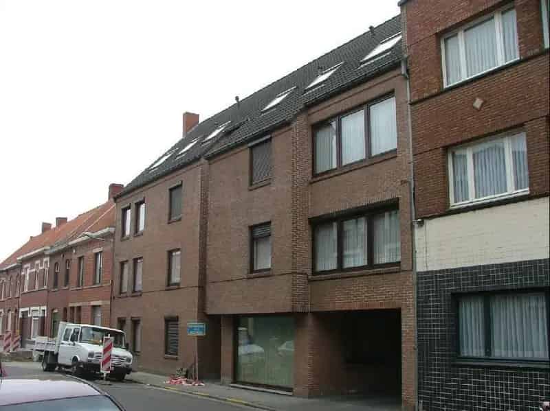 Ruime Garagebox te Huur