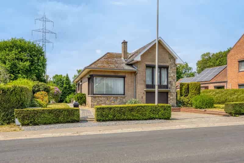 Huis te koop Houthalen: 3 slaapkamers, 2 badkamers, ruime tuin
