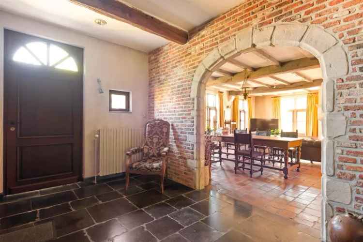 Hoeve met Magazijn 8140m² Lier