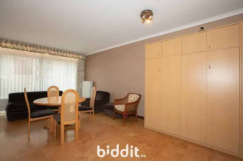 Studio te koop Gunstige ligging Nabij Kustlaan en Zeedijk