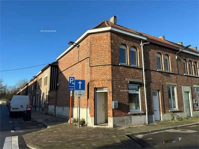 Huis te Koop Aalst 2 Slaapkamers Te Renoveren