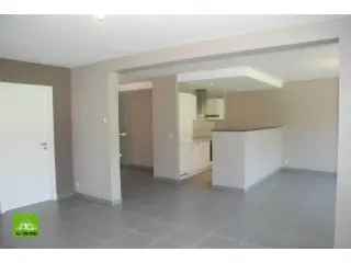 Appartement te Huur Mont 110m2 2 slaapkamers Tuin Nabij CHU